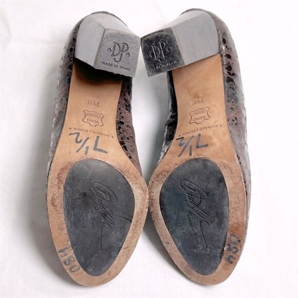 Donald Pliner Maroon Casey Eggshell Heels - Picture 7 of 7